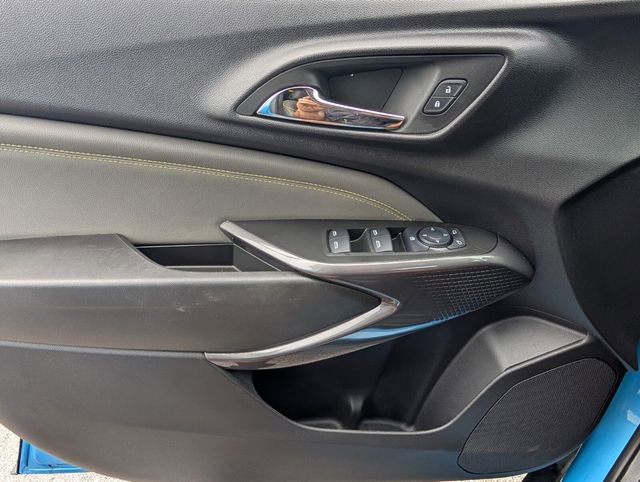 Used 2025 Chevrolet Trax ACTIV w/ Driver Confidence Package image 30