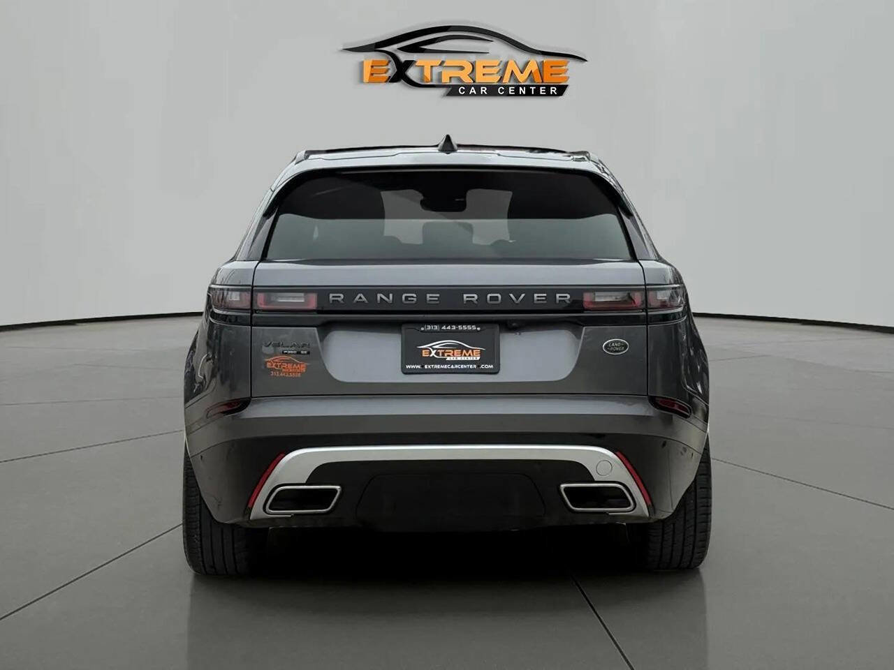 Used 2018 Land Rover Range Rover Velar R-Dynamic SE AWD/4WD image 5