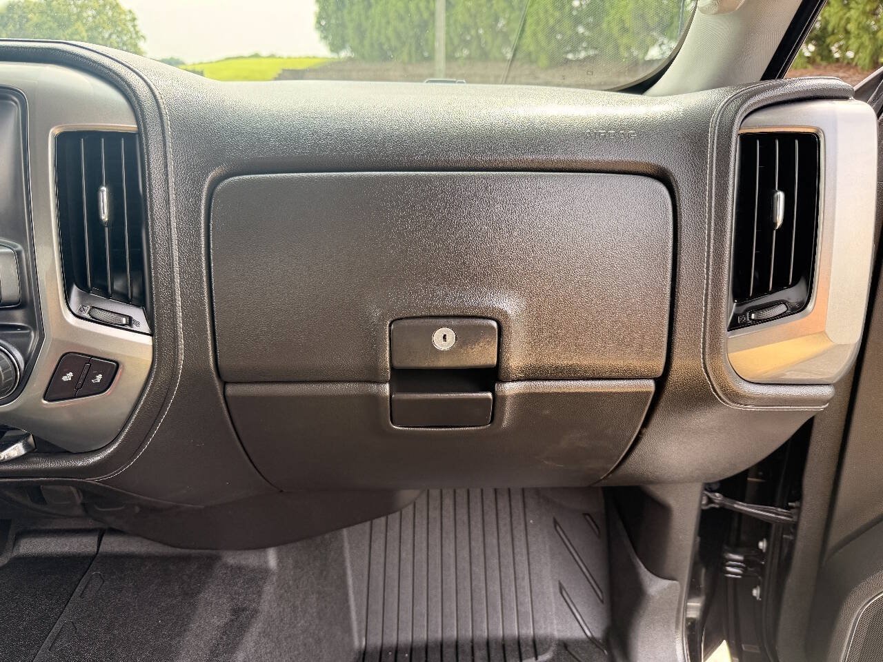Used 2019 Chevrolet Silverado 2500 LTZ w/ Duramax Plus Package AWD/4WD image 30