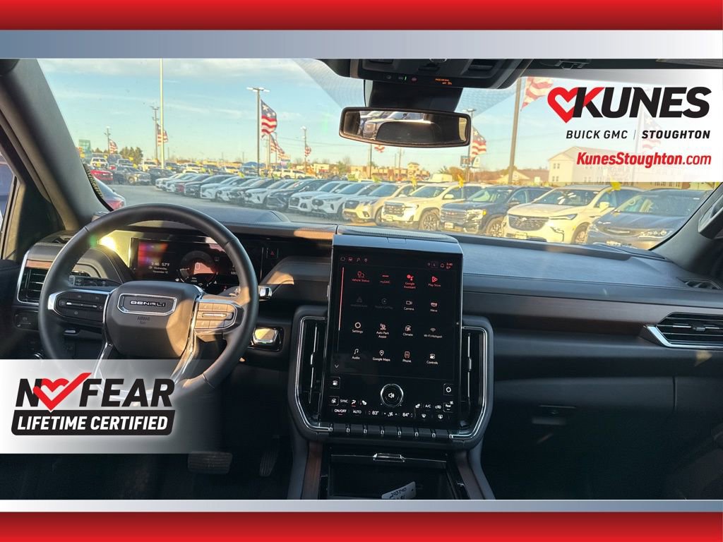 Used 2025 GMC Yukon Denali image 40