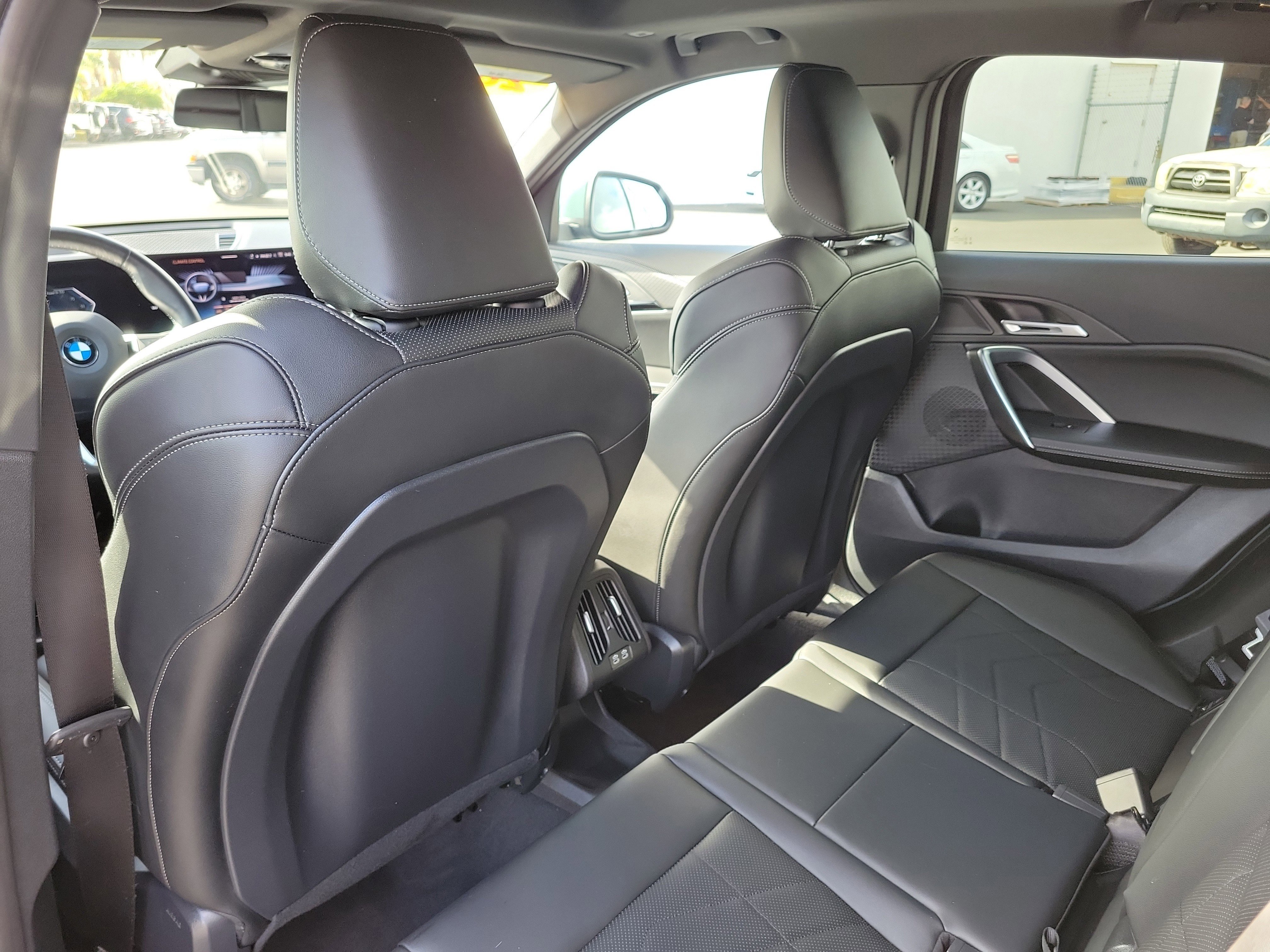 Used 2025 BMW X2 xDrive28i image 12