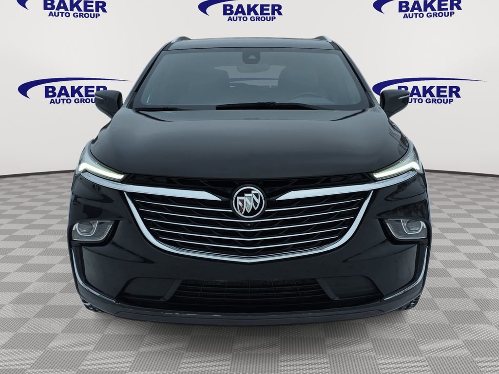 Used 2024 Buick Enclave Essence w/ Technology Package image 2