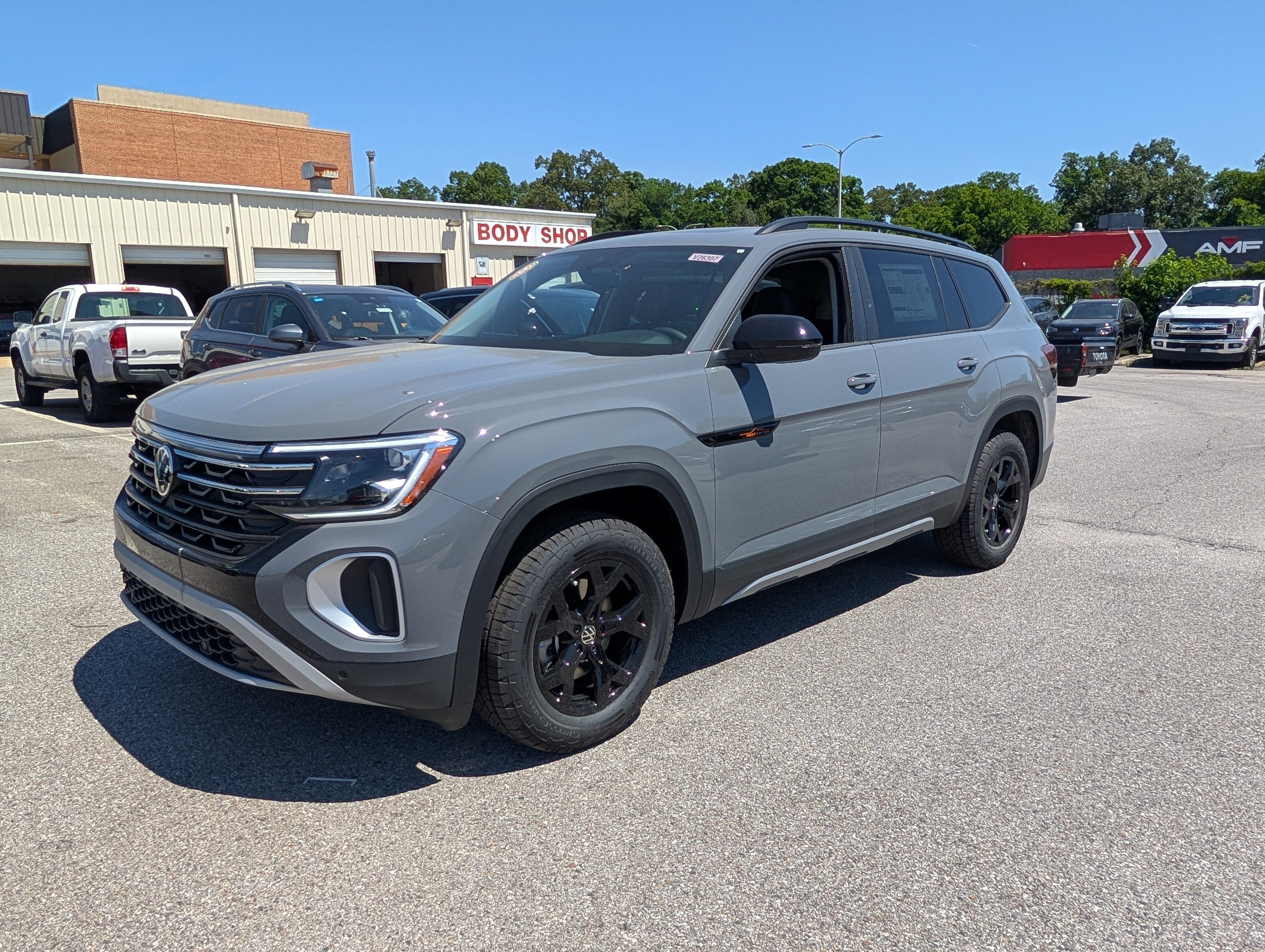New 2026 Volkswagen Atlas Peak Edition AWD/4WD image 5