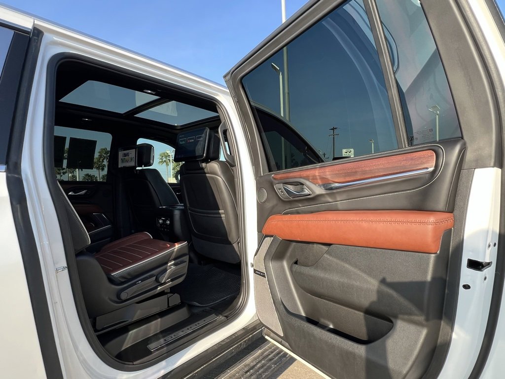 Used 2024 GMC Yukon XL Denali Ultimate image 28