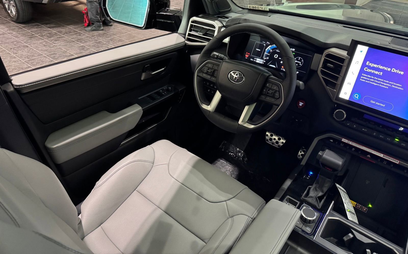 New 2026 Toyota Tundra Limited AWD/4WD image 39