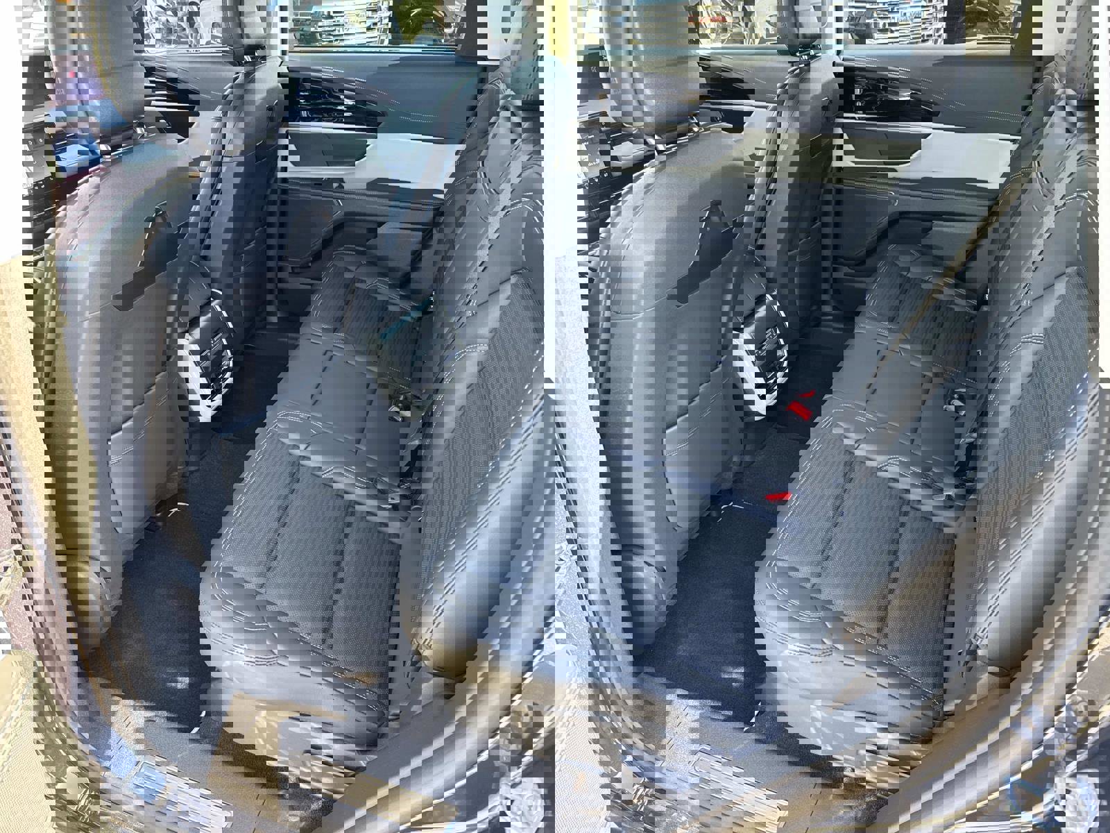 Used 2024 Lincoln Nautilus Reserve image 15