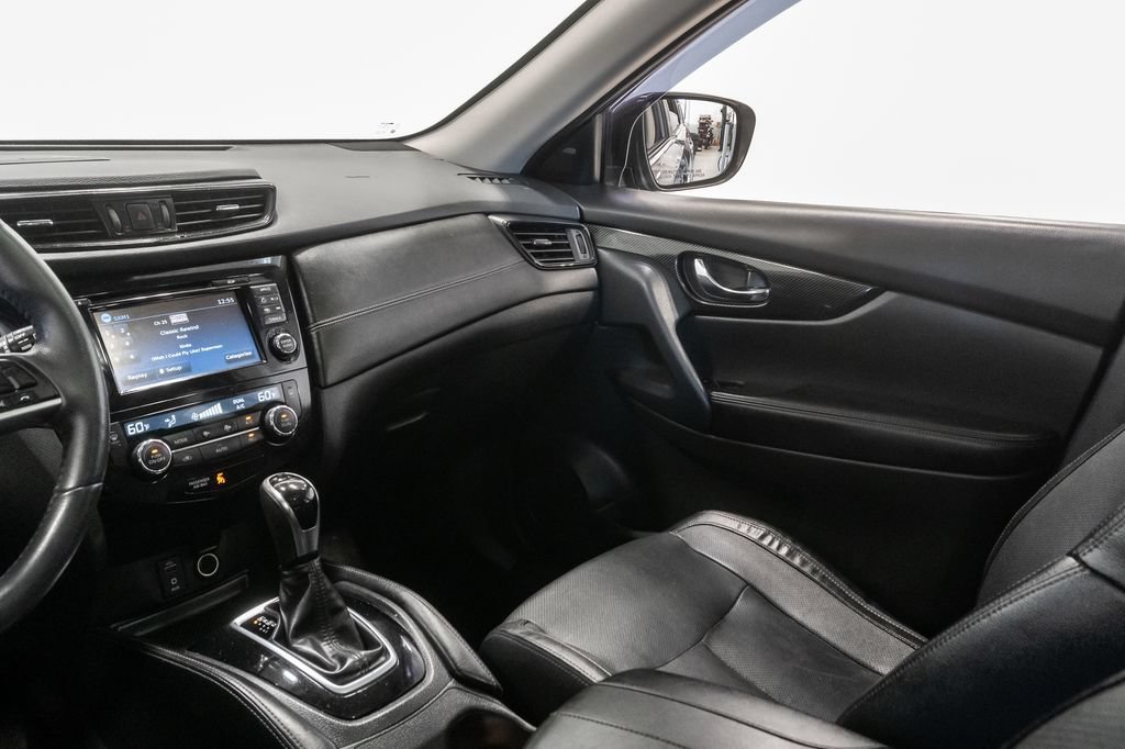 Used 2017 Nissan Rogue SL w/ SL Premium Package AWD/4WD image 12