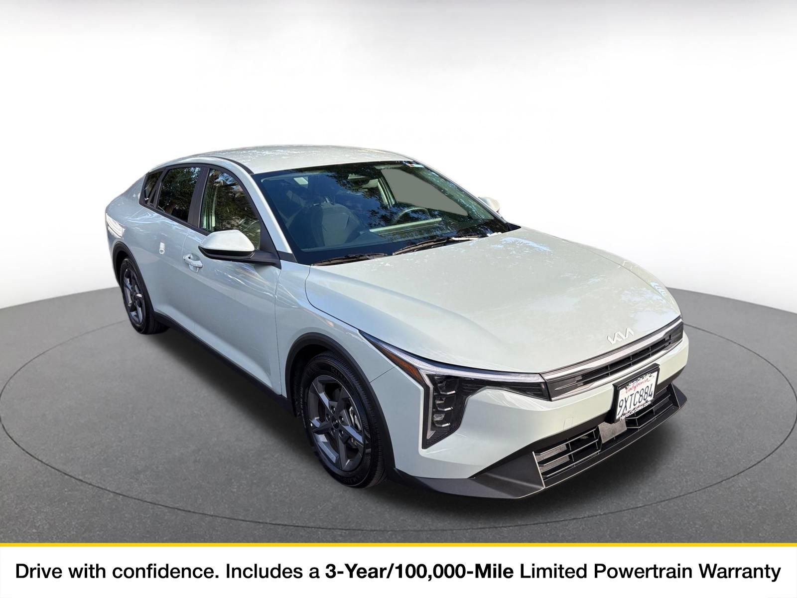 Used 2026 Kia K4 FWD image 1