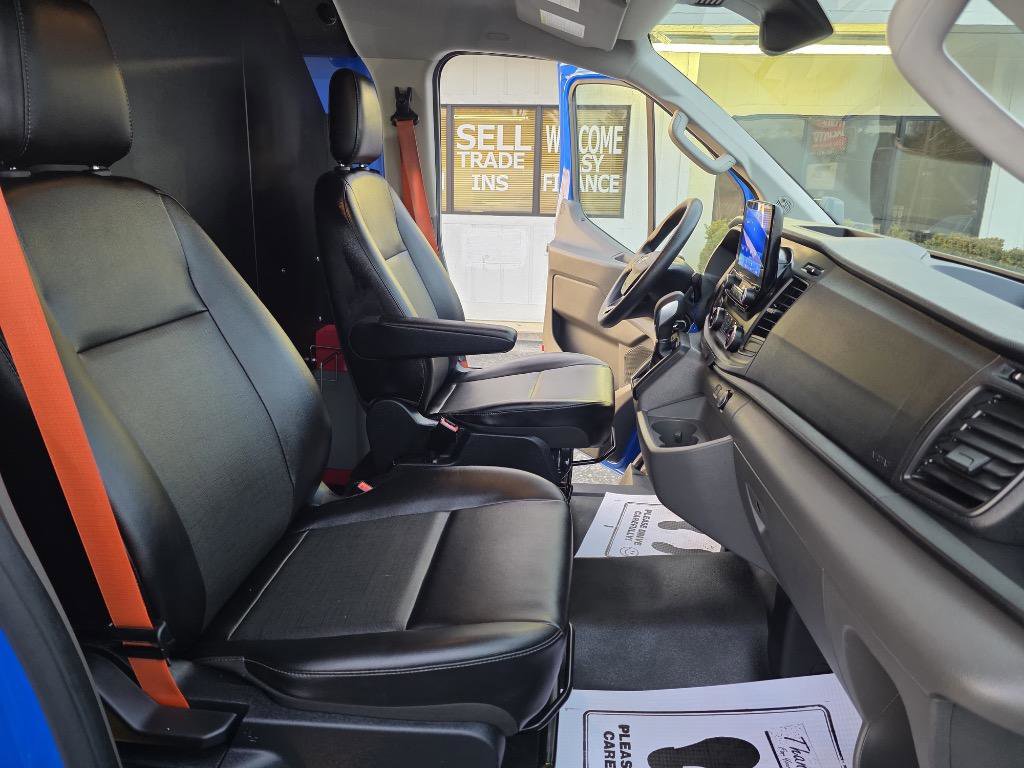 Used 2020 Ford Transit 250 Low Roof image 33