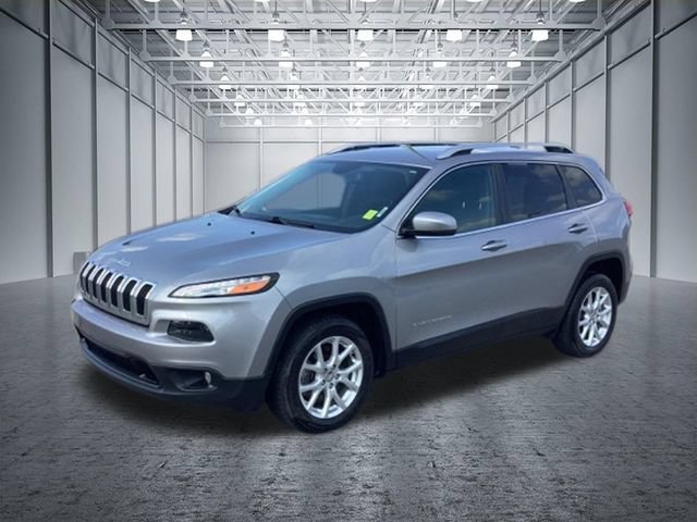 Used 2017 Jeep Cherokee Latitude w/ Safety/Convenience Group