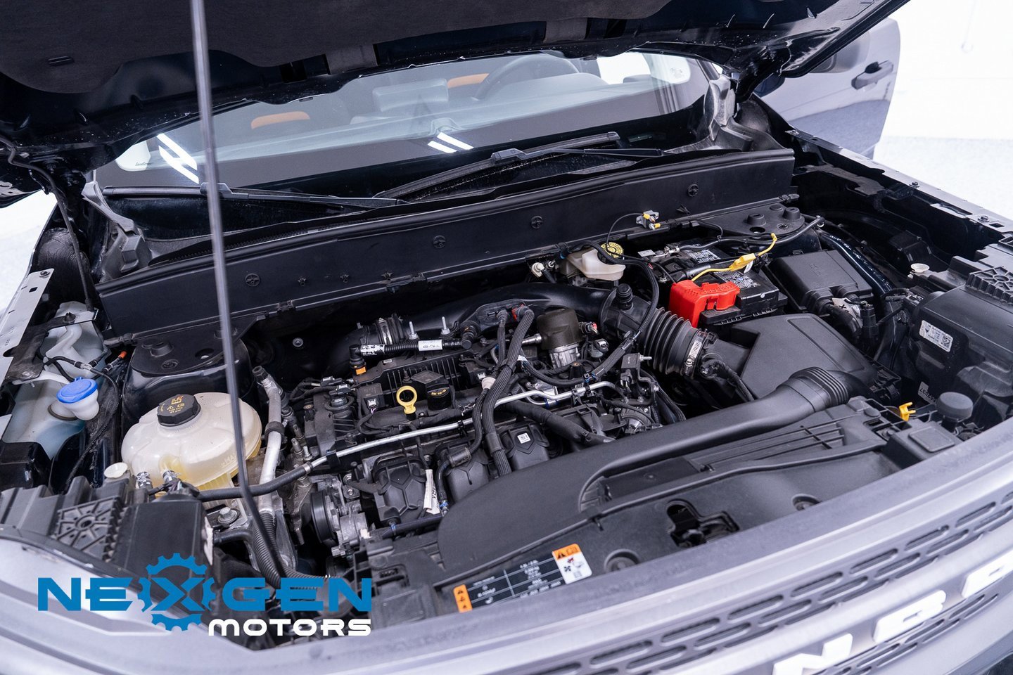 Used 2023 Ford Bronco Sport Badlands image 10