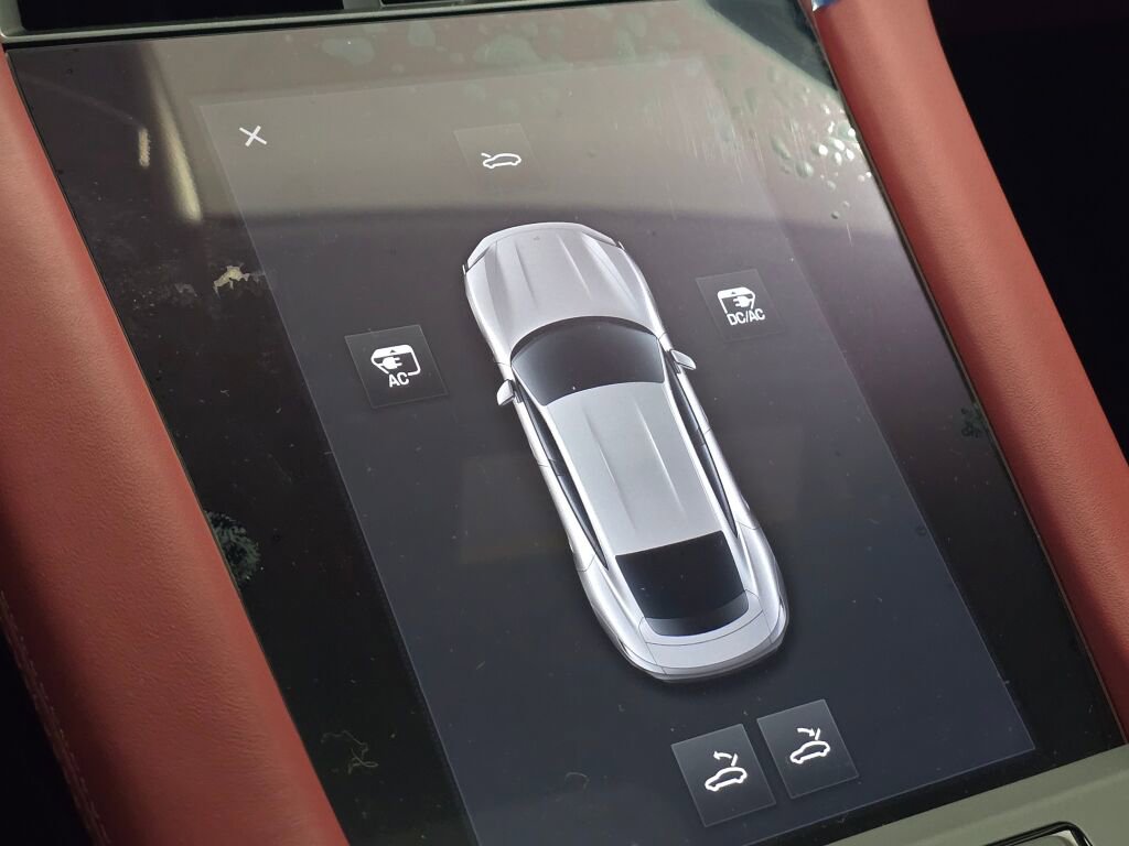 New 2025 Porsche Taycan 4S image 33