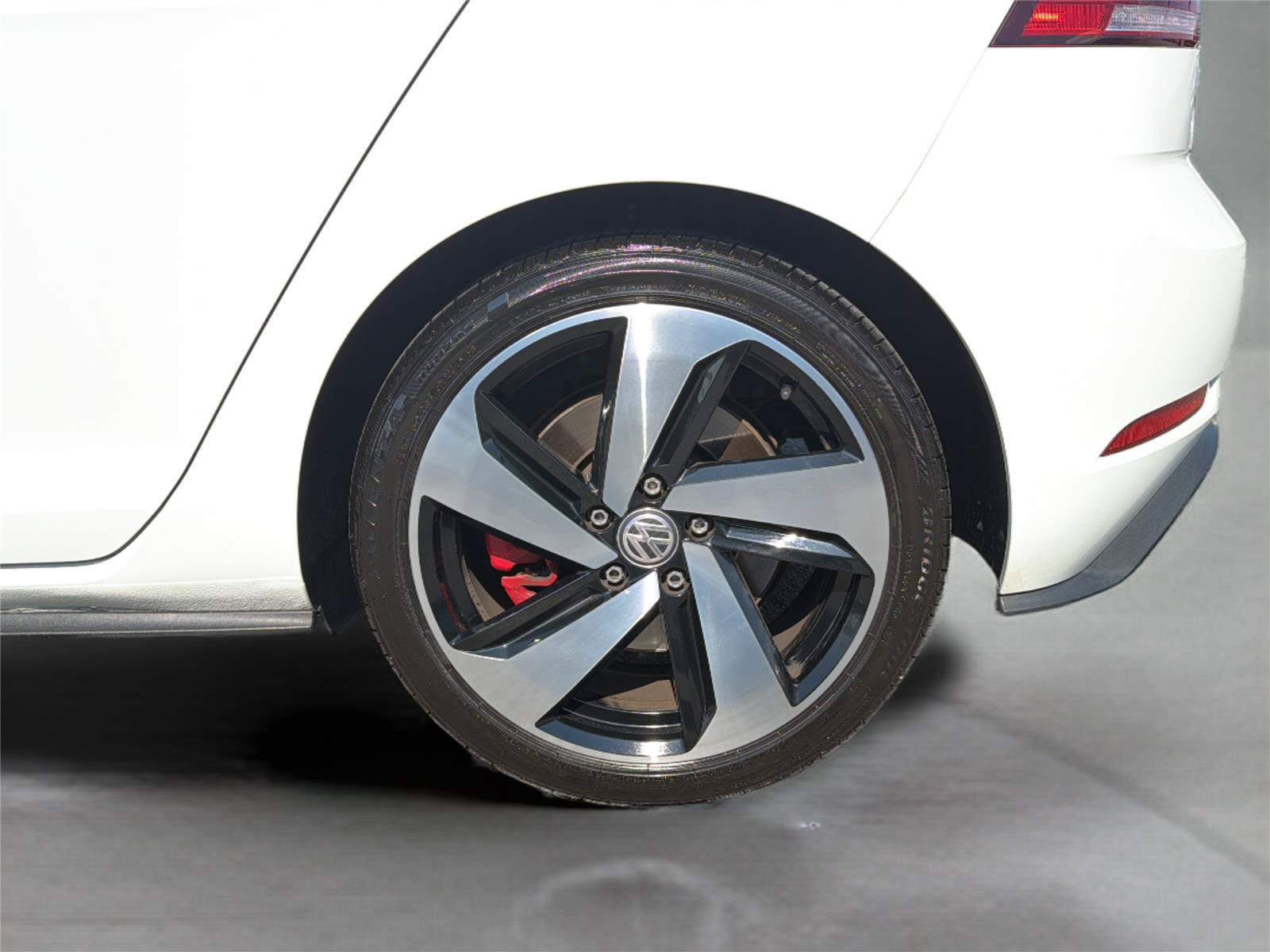Used 2019 Volkswagen GTI Autobahn FWD image 43