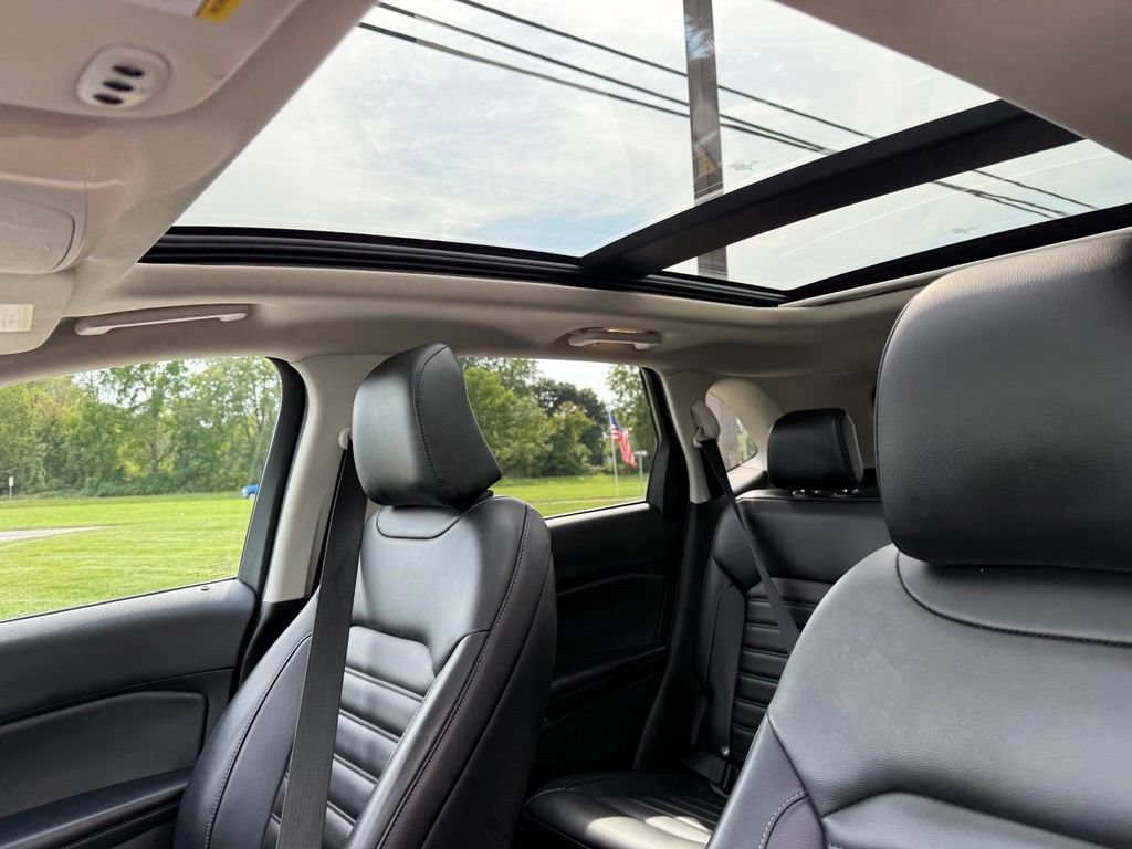 Certified 2024 Ford Edge SEL w/ Convenience Package AWD/4WD image 16