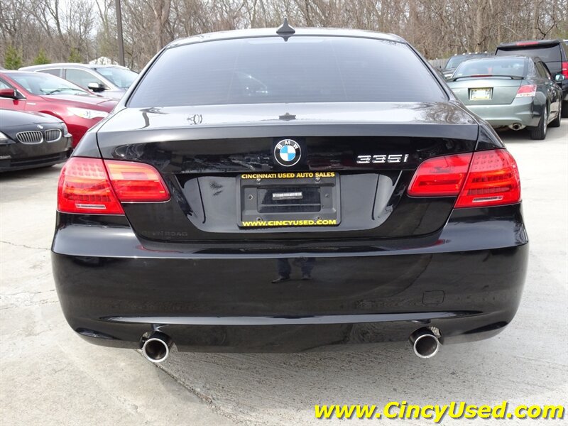 Used 2011 BMW 335i xDrive Coupe AWD/4WD image 7