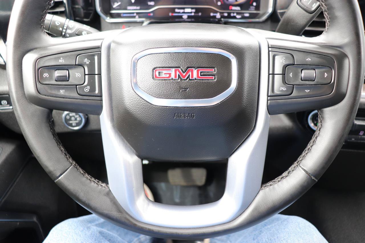 Used 2025 GMC Sierra 1500 SLT AWD/4WD image 28