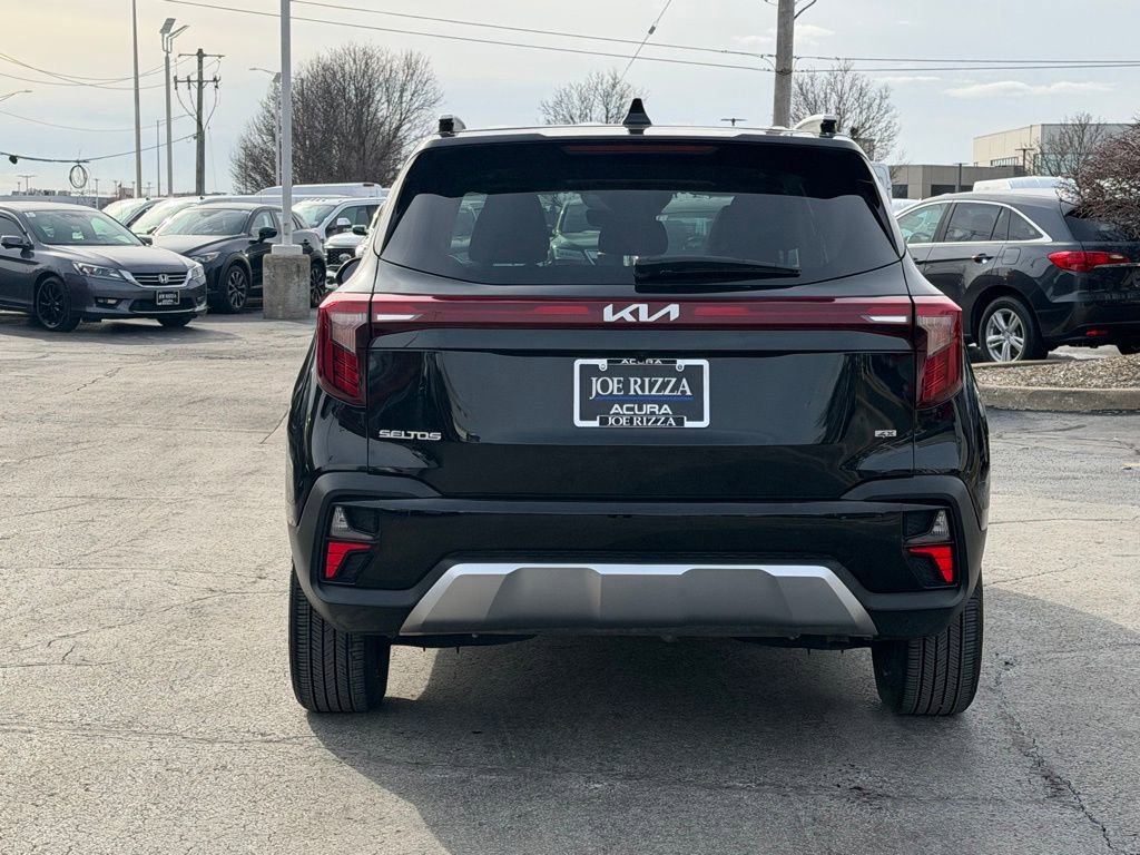 Used 2024 Kia Seltos EX image 5