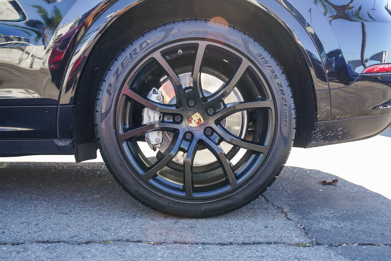 Used 2020 Porsche Cayenne Turbo image 8