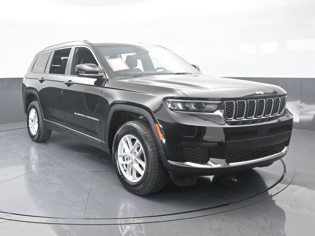 Used 2024 Jeep Grand Cherokee L Laredo image 9