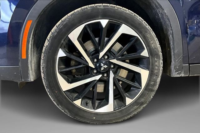 Used 2022 Mitsubishi Outlander SE image 9