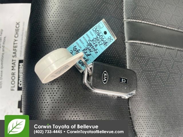 Used 2021 Kia Sorento S w/ Panoramic Sunroof Package FWD image 25