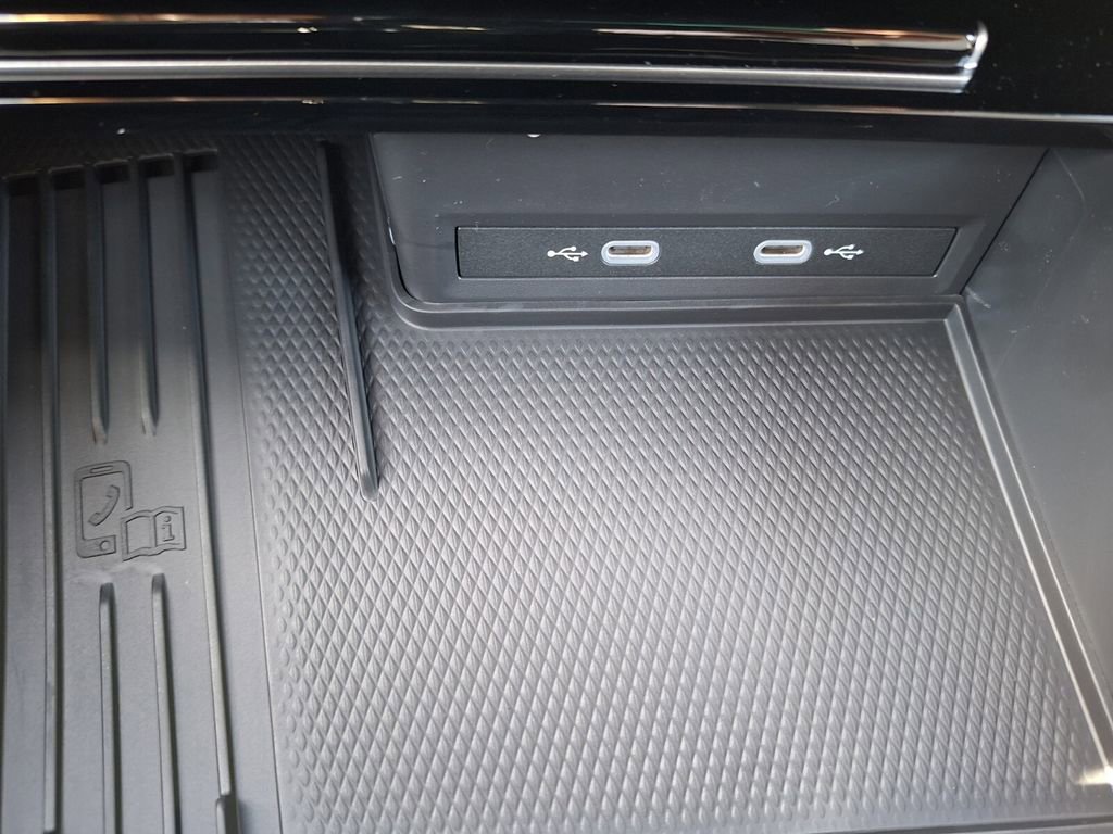 New 2026 Volkswagen Atlas Cross Sport SEL Premium R-Line image 17