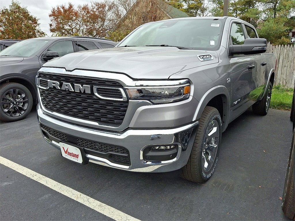 New 2026 RAM 1500 4x4 Crew Cab image 3