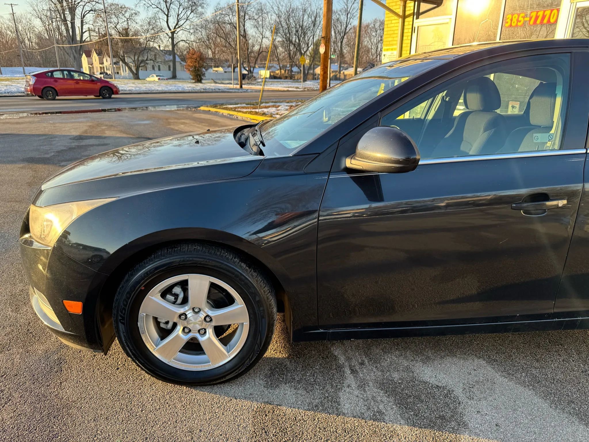 Used 2014 Chevrolet Cruze LT image 4
