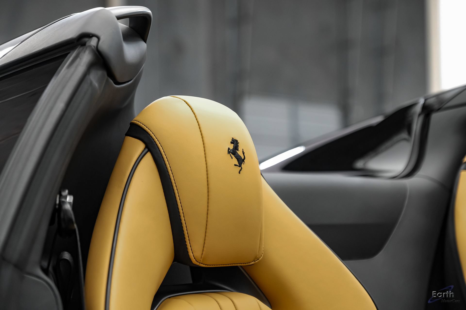 Used 2022 Ferrari 812 GTS RWD image 70