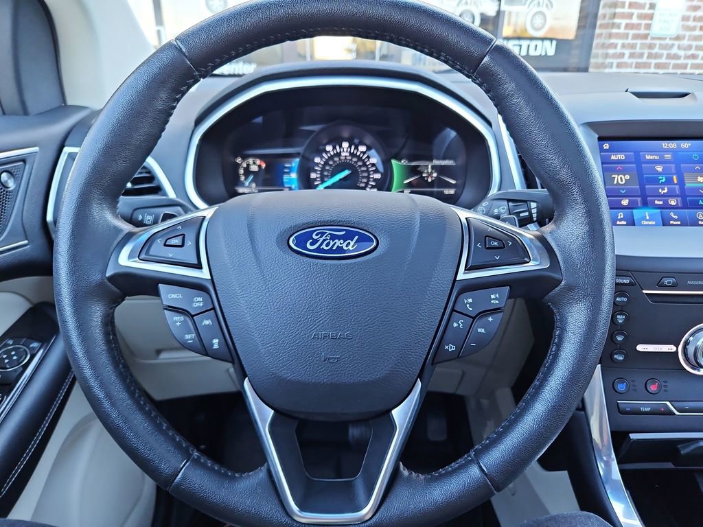 Used 2019 Ford Edge Titanium w/ Equipment Group 301A image 10