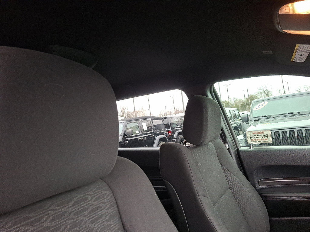 Used 2022 Dodge Durango SXT w/ Blacktop Package image 13