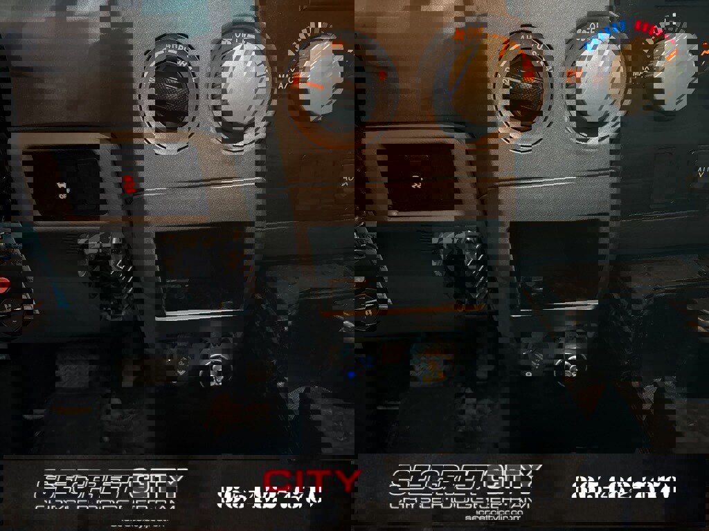 Used 2012 Toyota Tundra 4x4 Double Cab image 29