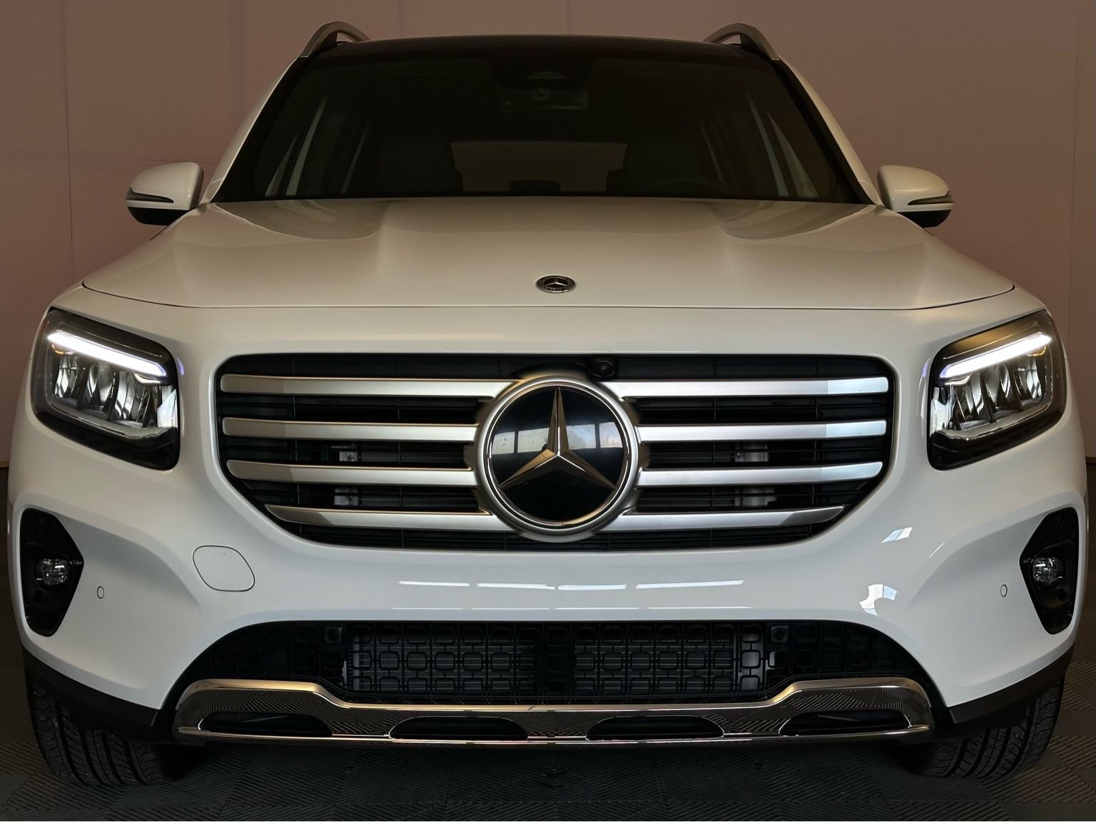 Used 2026 Mercedes-Benz GLB 250 4MATIC image 18