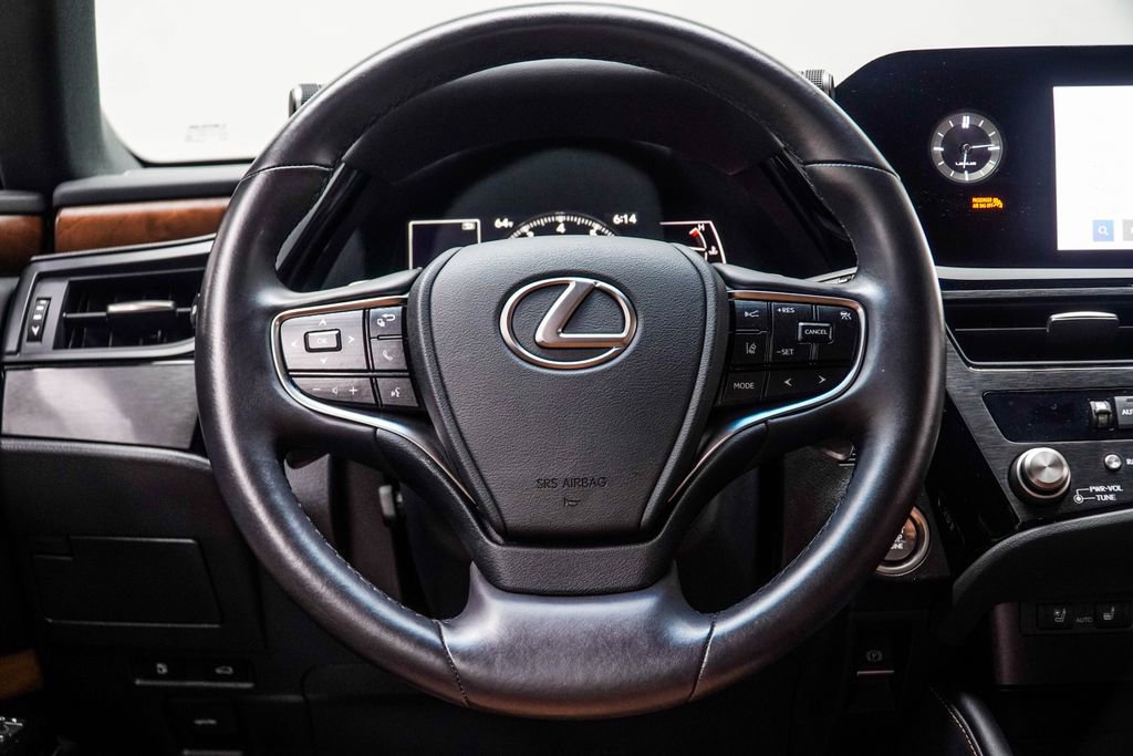 Used 2025 Lexus ES 350 w/ Premium Package FWD image 15