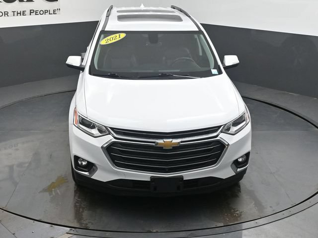 Used 2021 Chevrolet Traverse LT w/ LT Premium Package AWD/4WD image 62