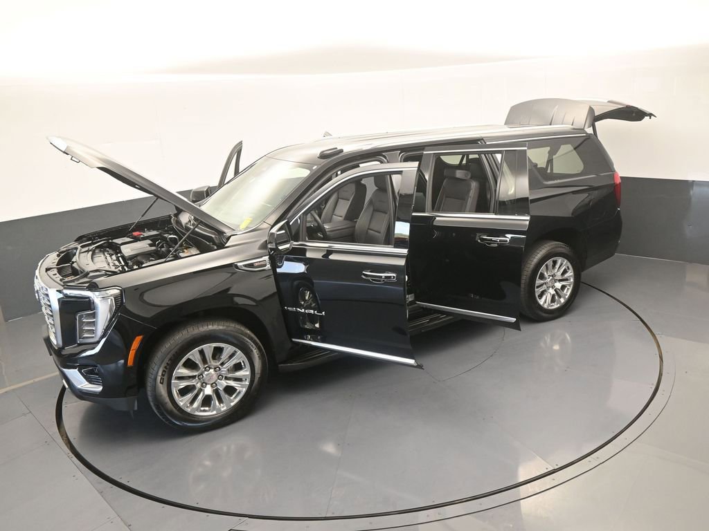 Used 2025 GMC Yukon XL Denali AWD/4WD image 75