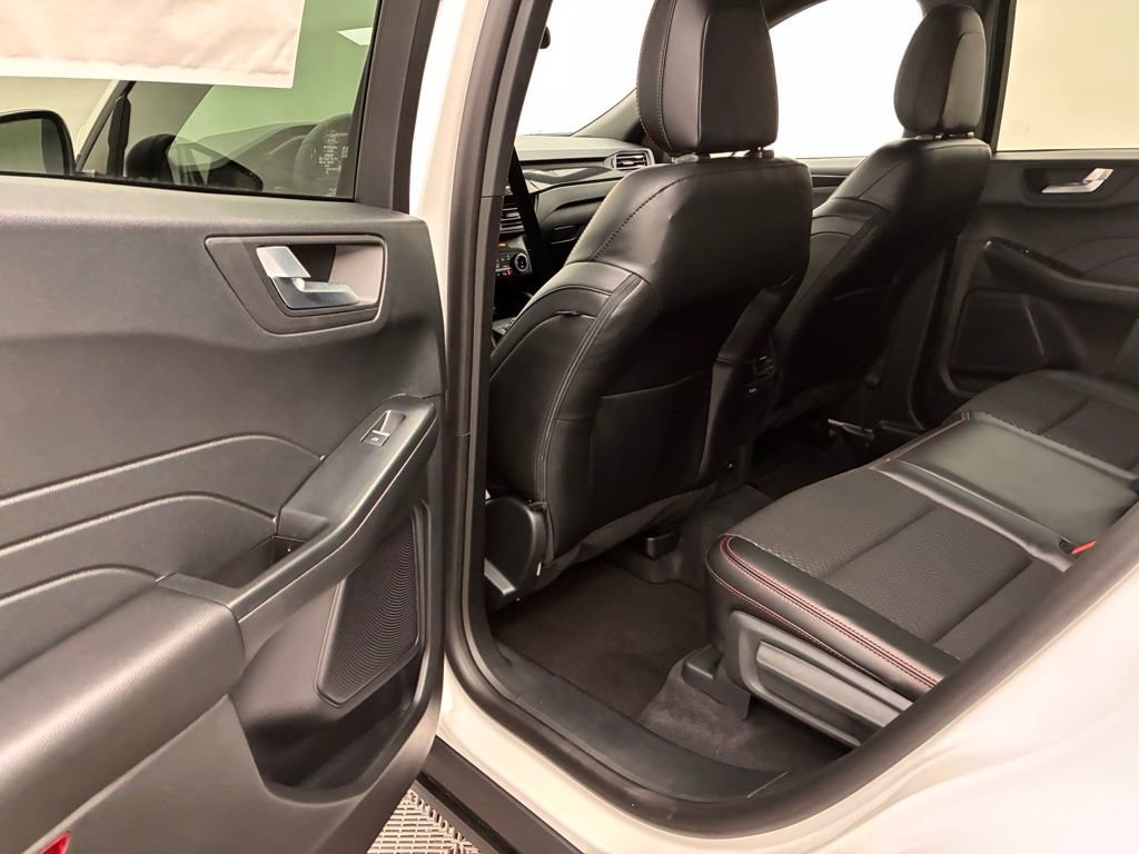 New 2026 Ford Escape ST-Line w/ Cold Weather Package image 29