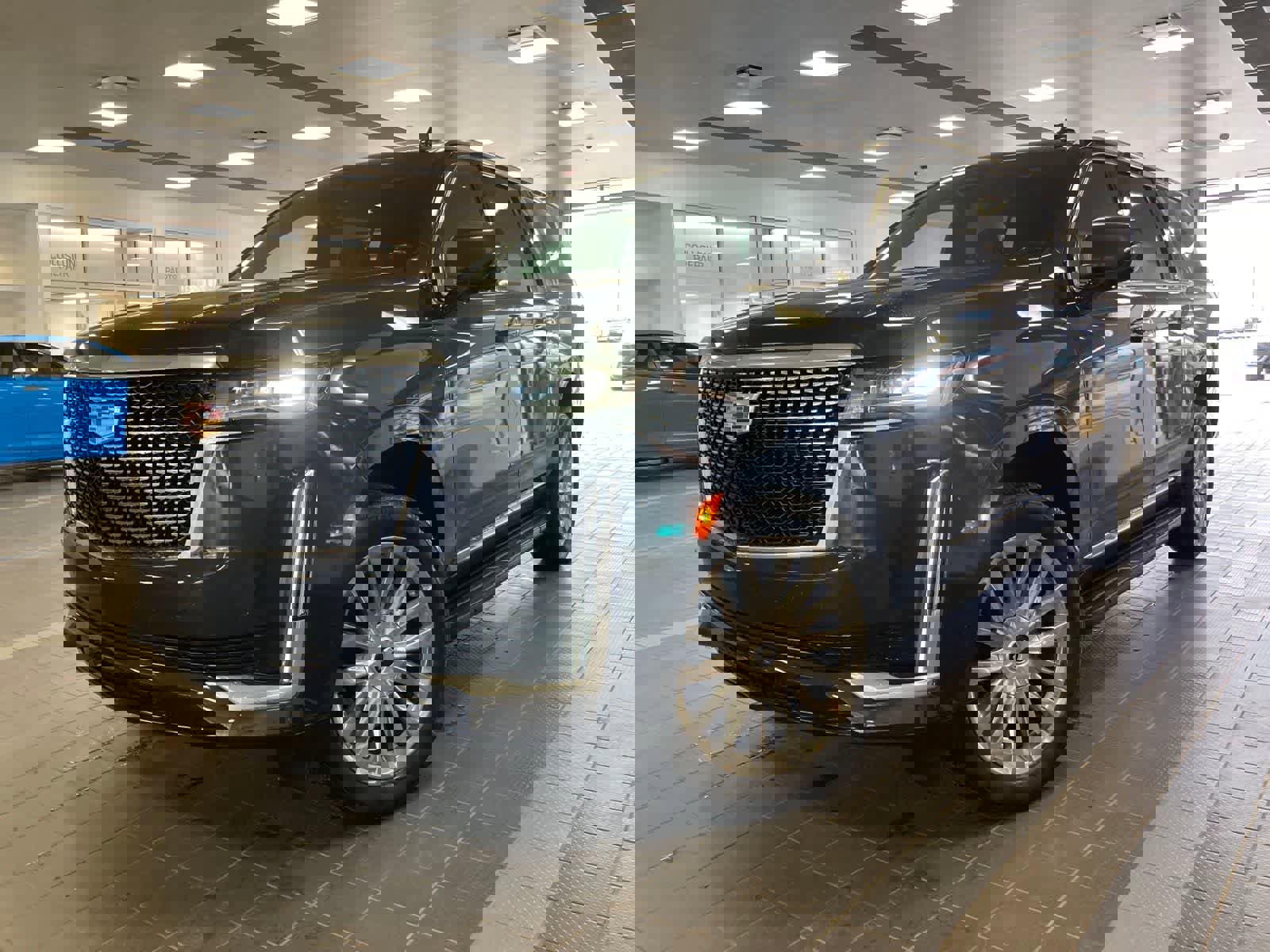 Certified 2024 Cadillac Escalade ESV Premium Luxury image 1