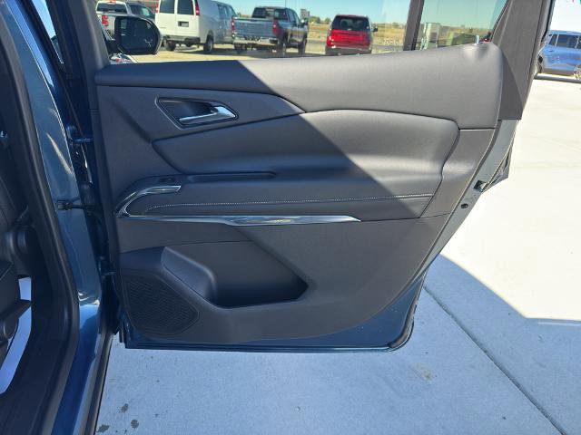 New 2026 Chevrolet Traverse LT w/ Driver Confidence Package image 18