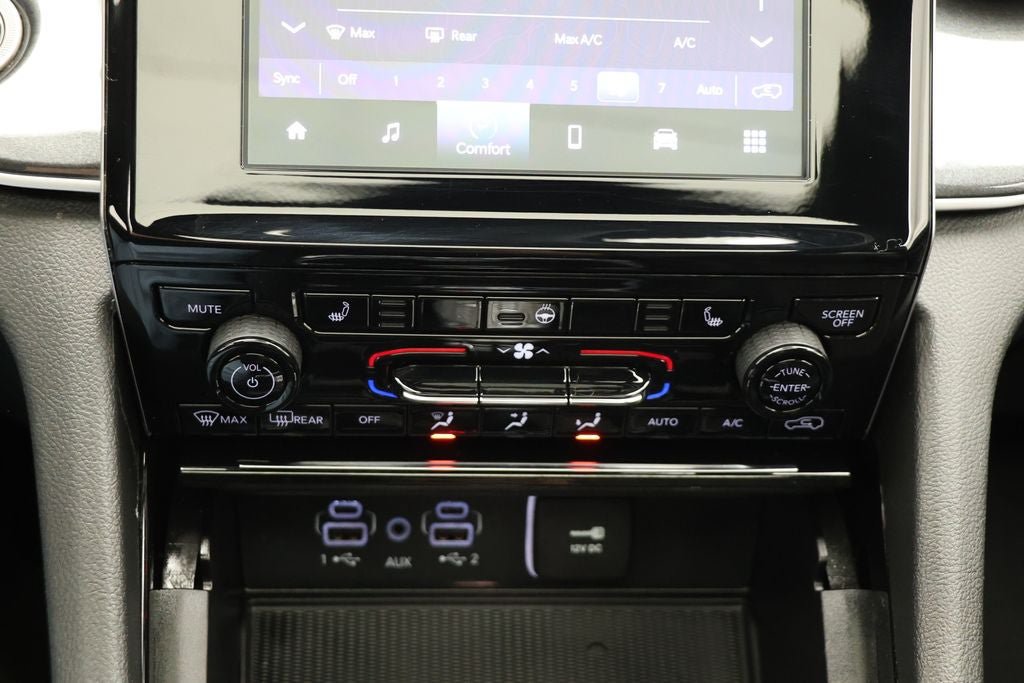 Used 2023 Jeep Grand Cherokee Altitude AWD/4WD image 23
