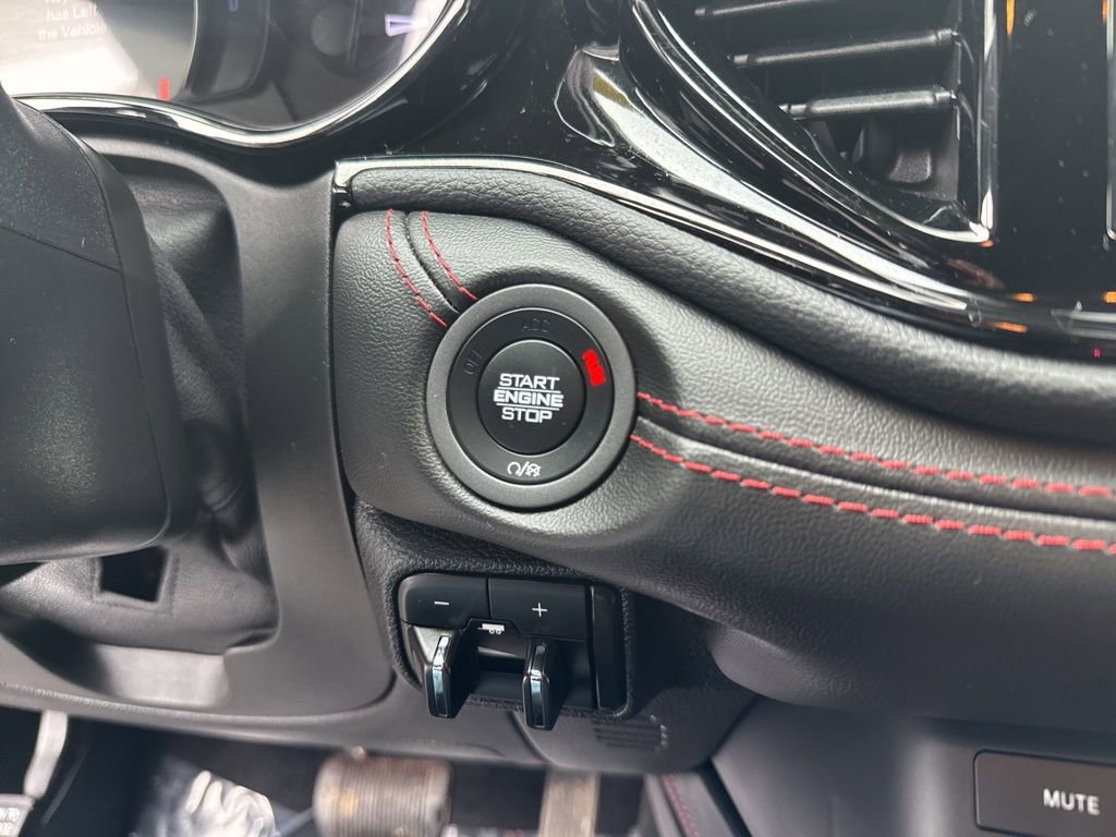 Certified 2023 Dodge Durango R/T image 16