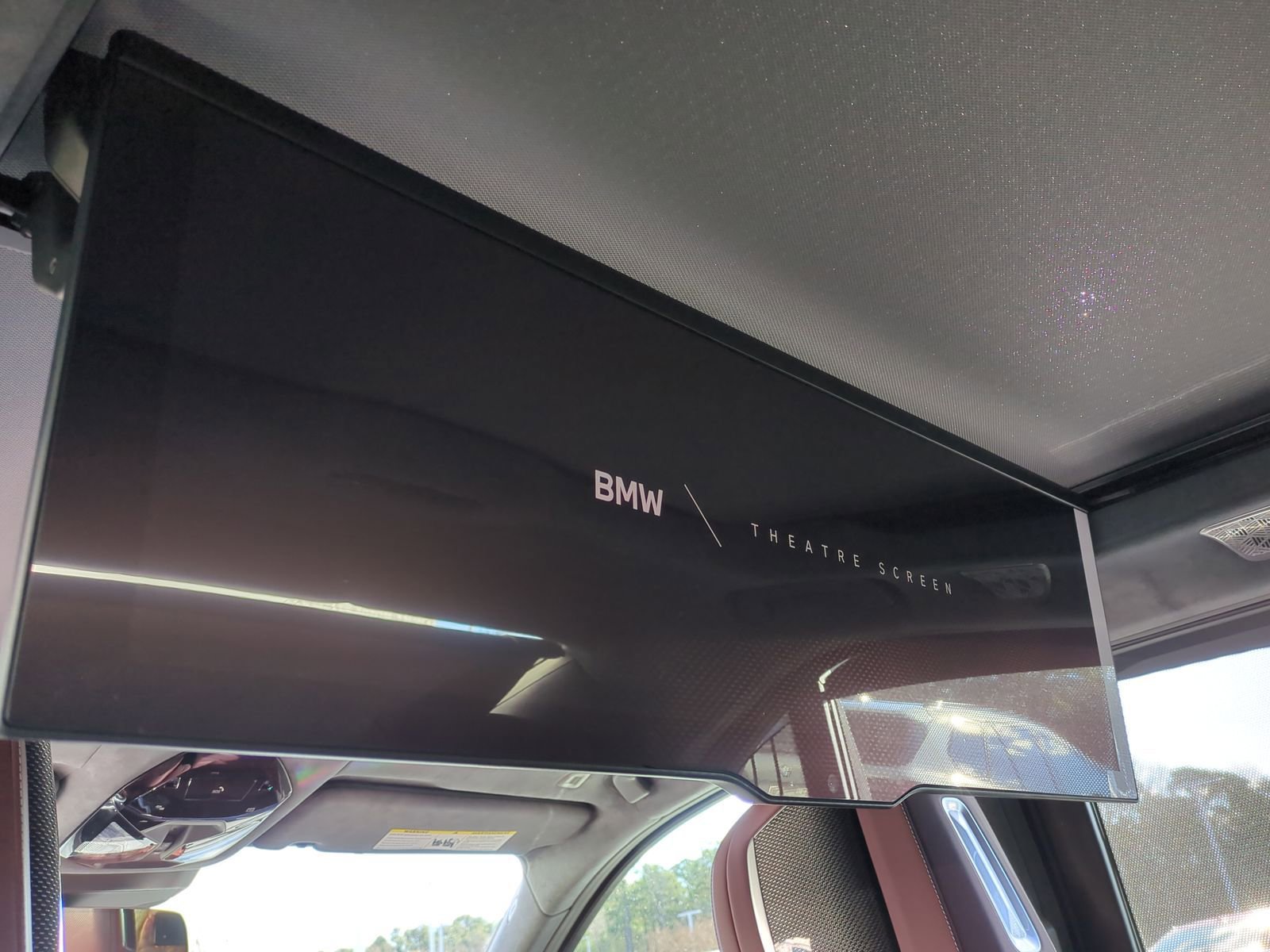 Certified 2023 BMW 740i image 29