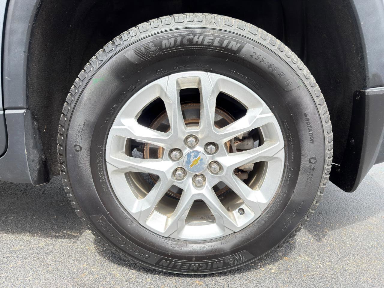 Used 2019 Chevrolet Traverse LT w/ LPO, Floor Liner Package AWD/4WD image 15