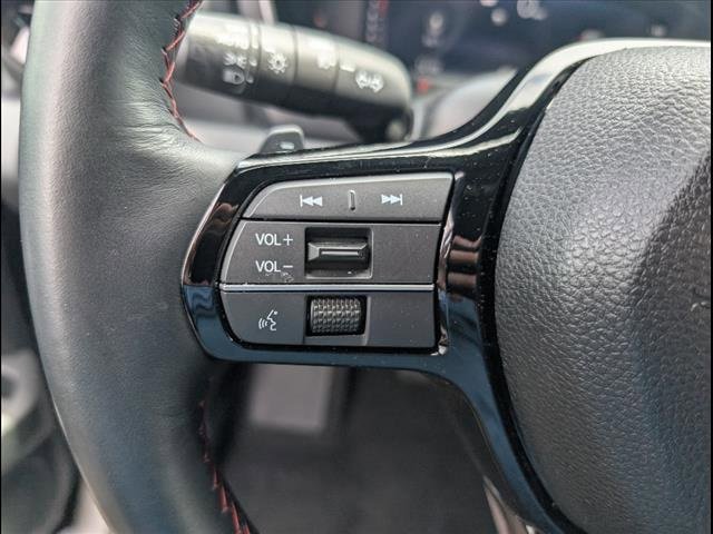 Used 2025 Honda Pilot Black Edition image 7