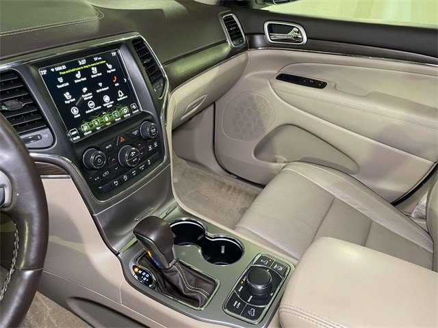 Used 2018 Jeep Grand Cherokee Overland image 36