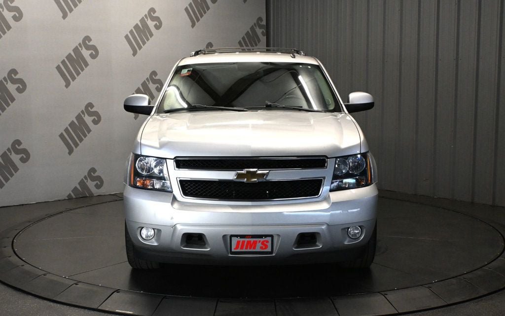 Used 2010 Chevrolet Tahoe LT RWD image 2