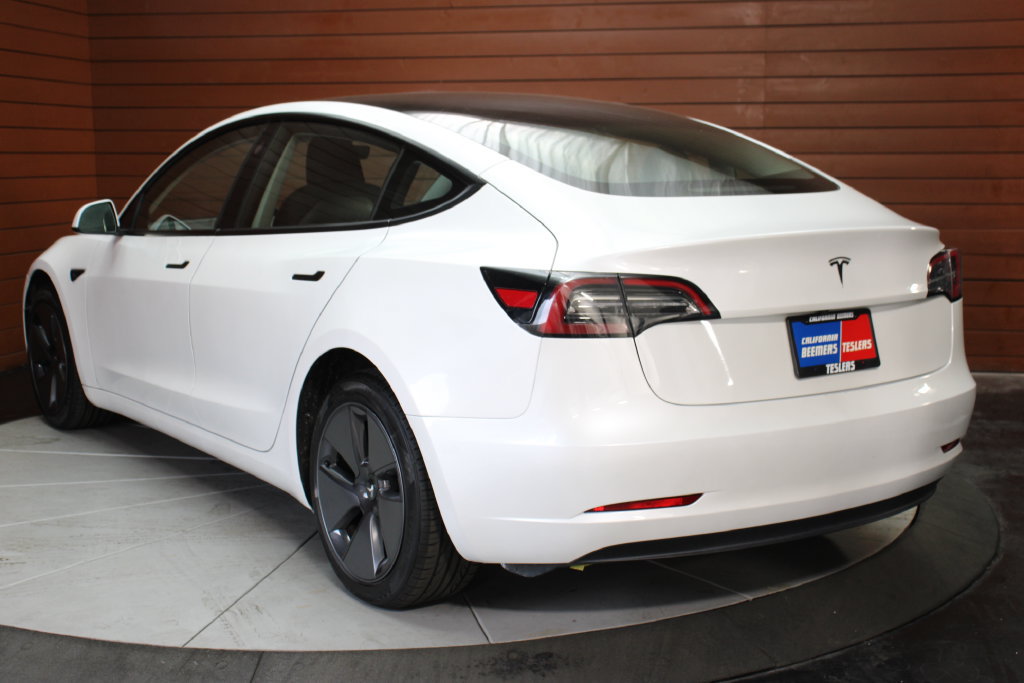 Used 2023 Tesla Model 3 Standard Range RWD image 19