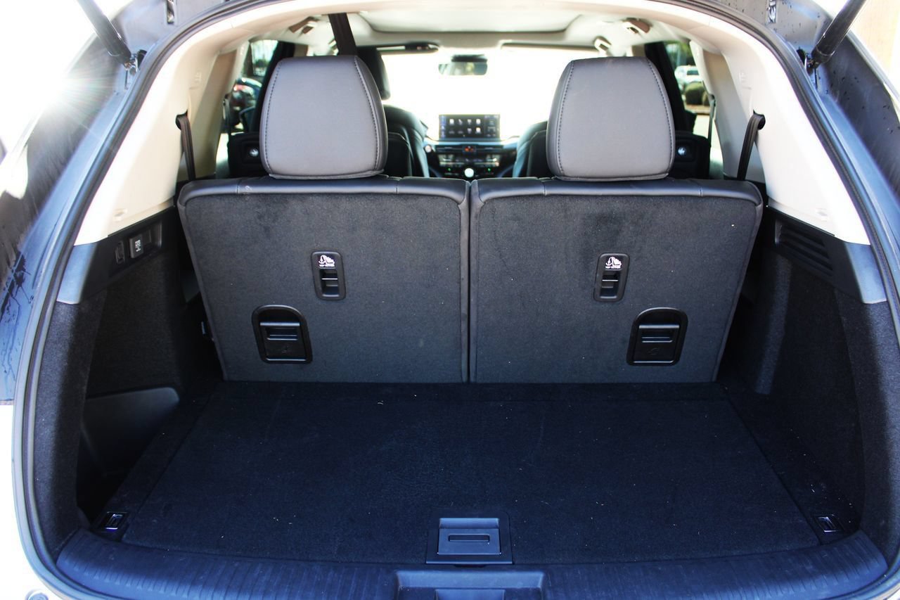Used 2026 Acura MDX FWD image 15