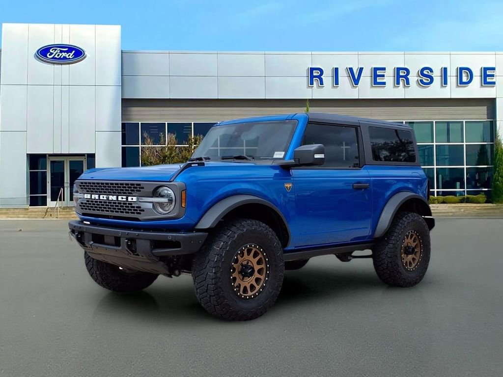 Used 2024 Ford Bronco Badlands AWD/4WD image 3