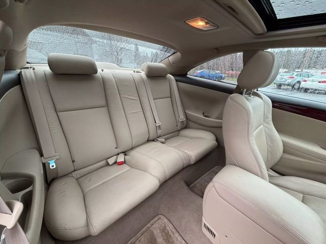 Used 2004 Toyota Solara SLE image 18